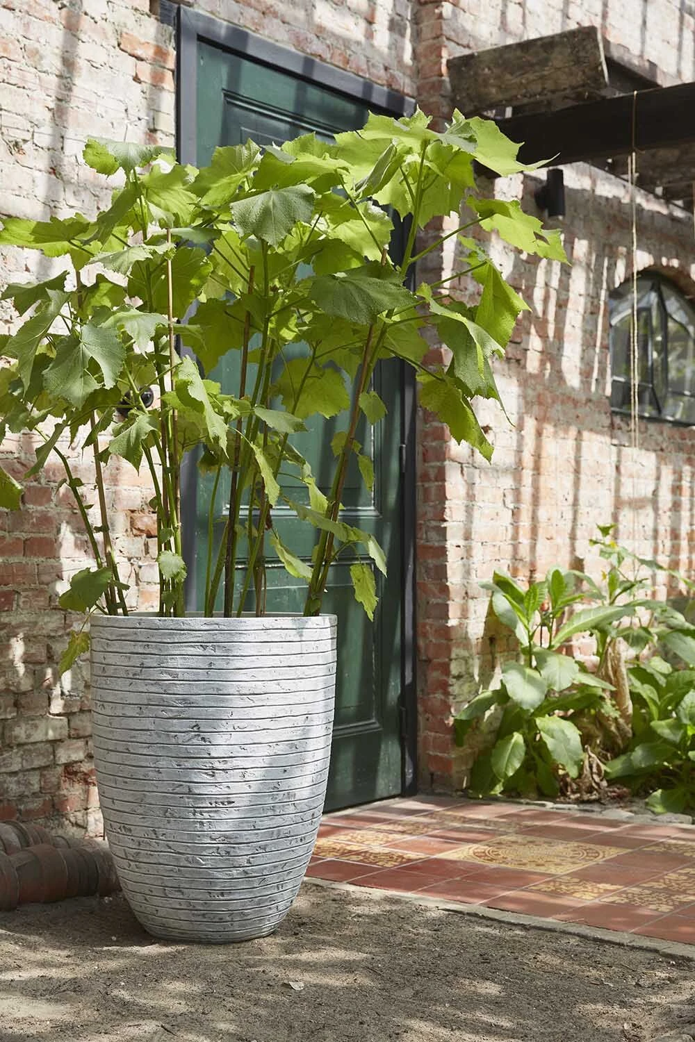 Capi Bloempot Nature Elegant Row NL - D46 X H58cm - Ivoor 4 Capi Bloempot Nature Elegant Row NL - D46 X H58cm - Ivoor - Afbeelding 2